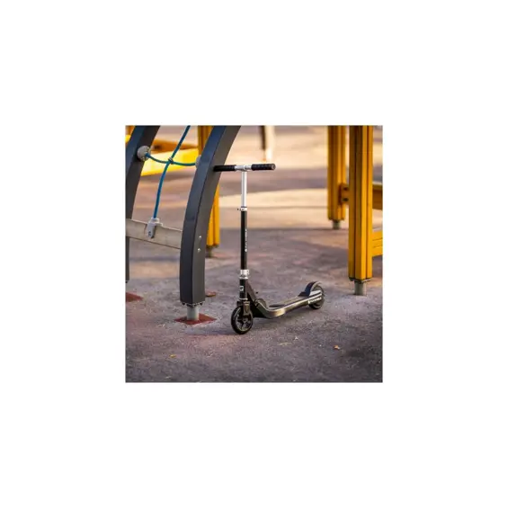 rebel-fun-wheels-djecji-elektricni-romobil-100-w-crni-75246-zab0031bc.webp