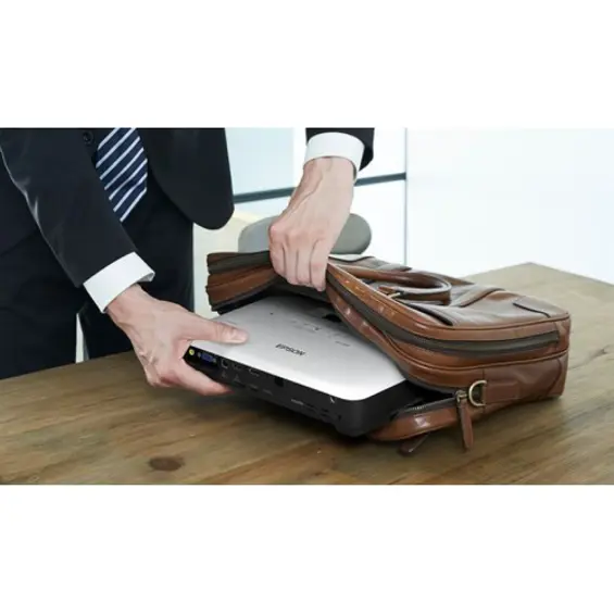 Epson EB-1795F 3LCD Projektor, 3200 lm, Full HD, Kontrast 10.000:1, Lampa 4.000–7.000 h