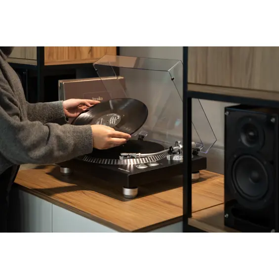 Krüger&Matz TT-602 gramofon s USB digitalizacijom vinila