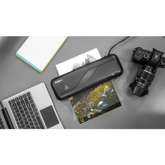 Laminator Rebel URZ0987 – Profesionalna Zaštita Vaših Dokumenata