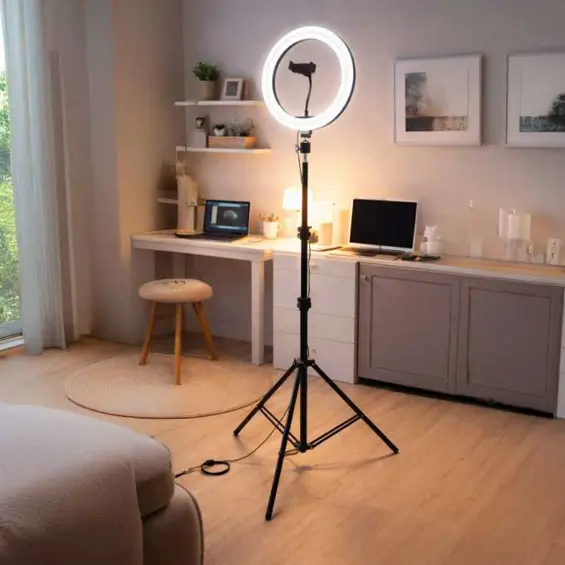 LED ring lampa 26 cm s tronošcem i držačem za mobitel
