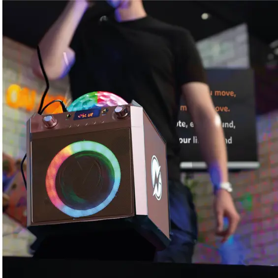 N-Gear Block Party 602 XL Karaoke Set, 300W, Disco Kugla, 2 Žična Mikrofona – Space Pink