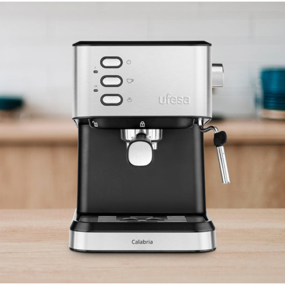 Ufesa 71705903- espresso aparat „Calabria"