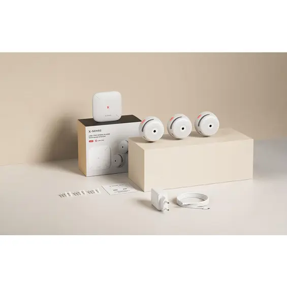 X-Sense FS31 pametni set detektora dima – 3 × XS01-M + SBS50 bazna stanica